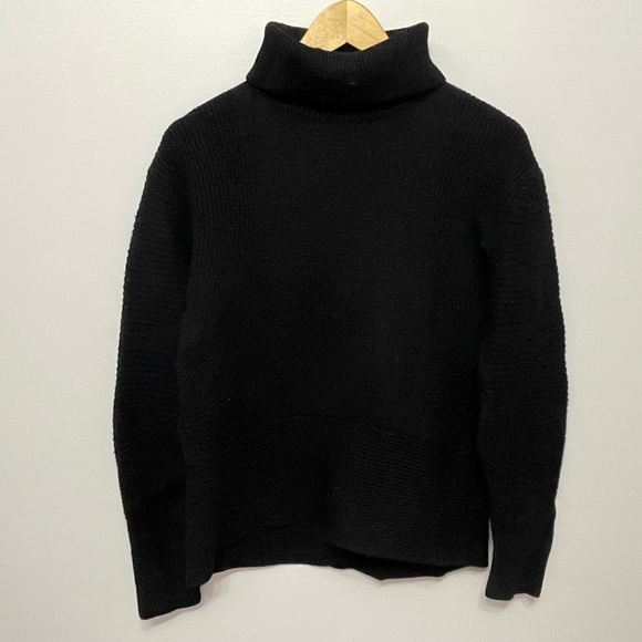 Kit and Ace Merino Wool Turtleneck Sweater - Picture 3 of 3